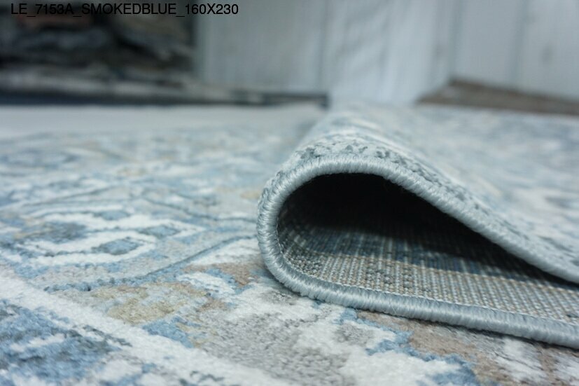 le_7153a_smokedblue_160x230